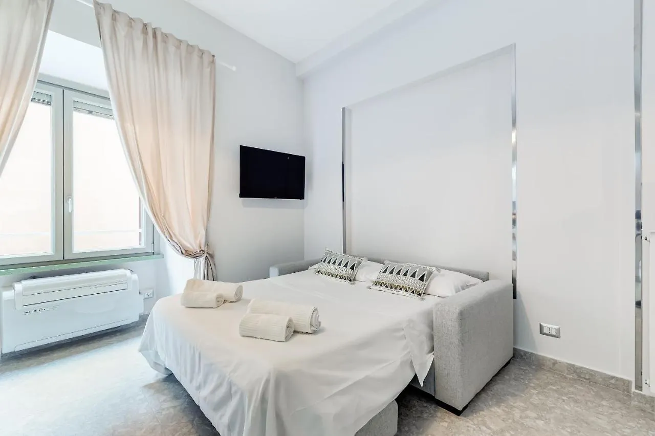 Crystal Trevi Fountain - Romedreamhome Roma